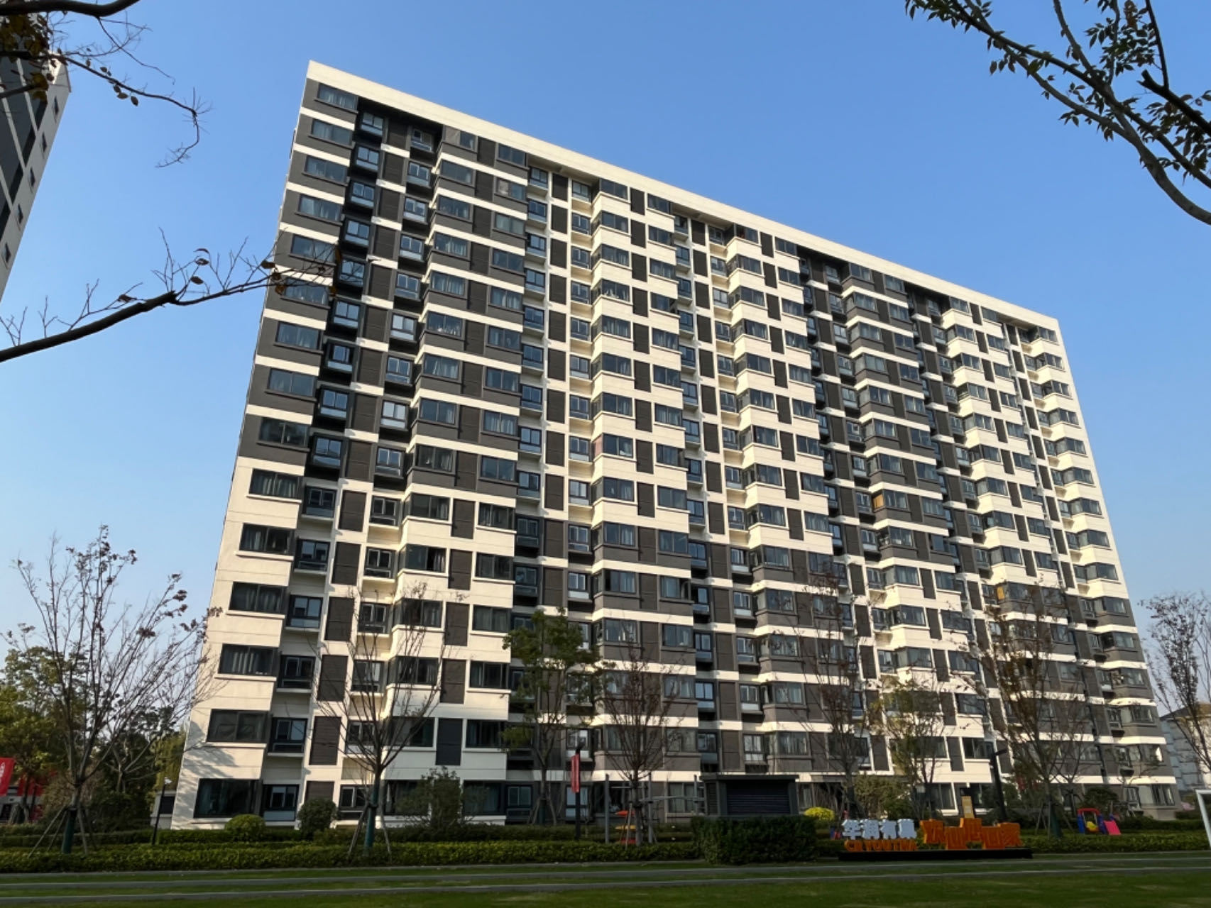 新玩家跑步进场 REITs提质扩面更上层楼