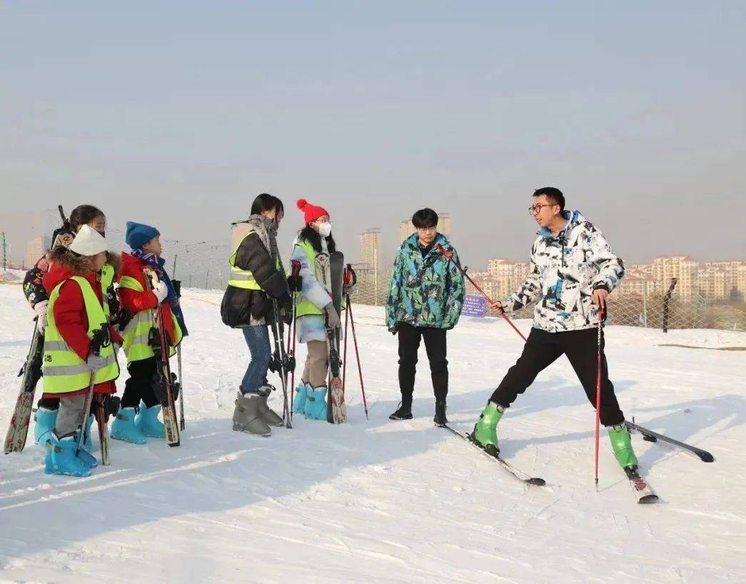 世界上最大的冰雪主题乐园，开园了！