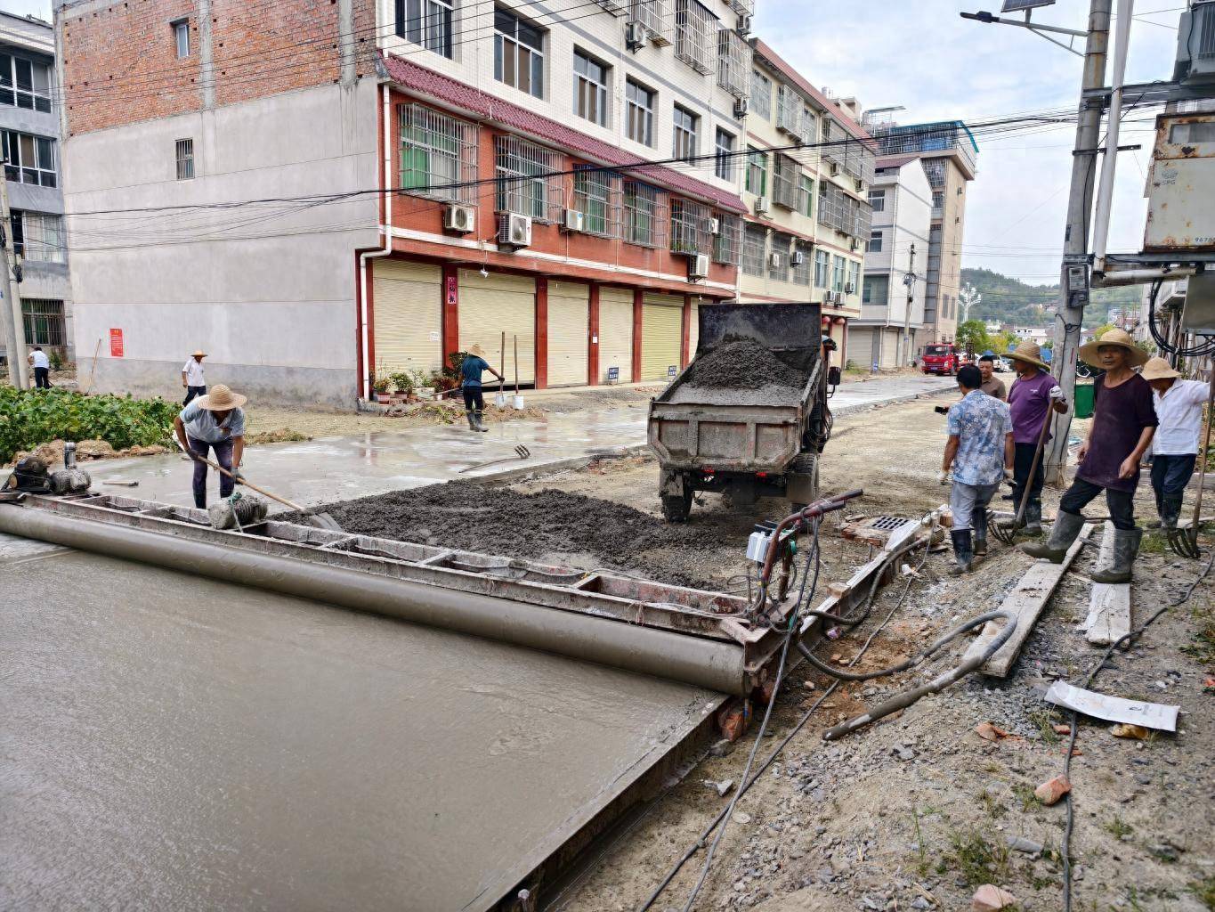 2024年以工代赈带动332万名低收入群众就近务工