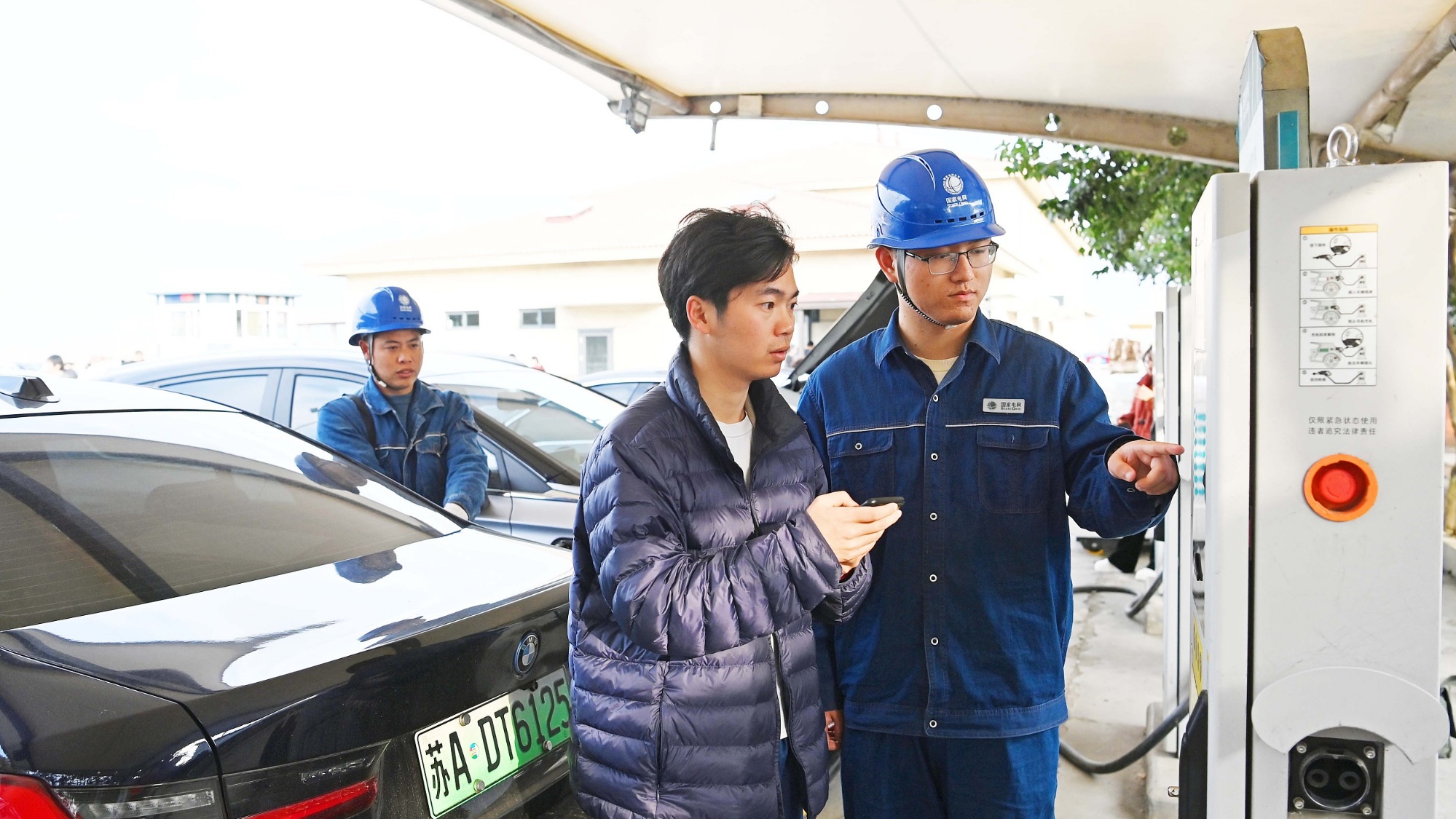 春节假期第五天全国道路交通总体平稳