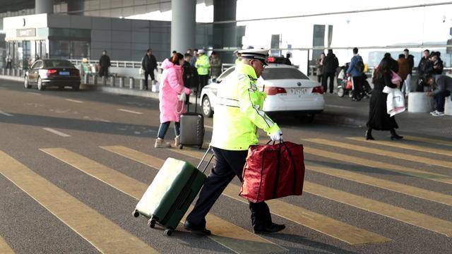 新春走基层｜海拔4700米风雪中的春运信号守护