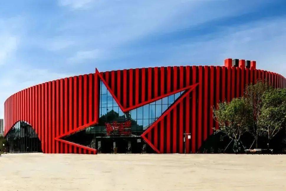 新华全媒+|灯火映街市 春暖闹元宵——各地群众欢度元宵佳节