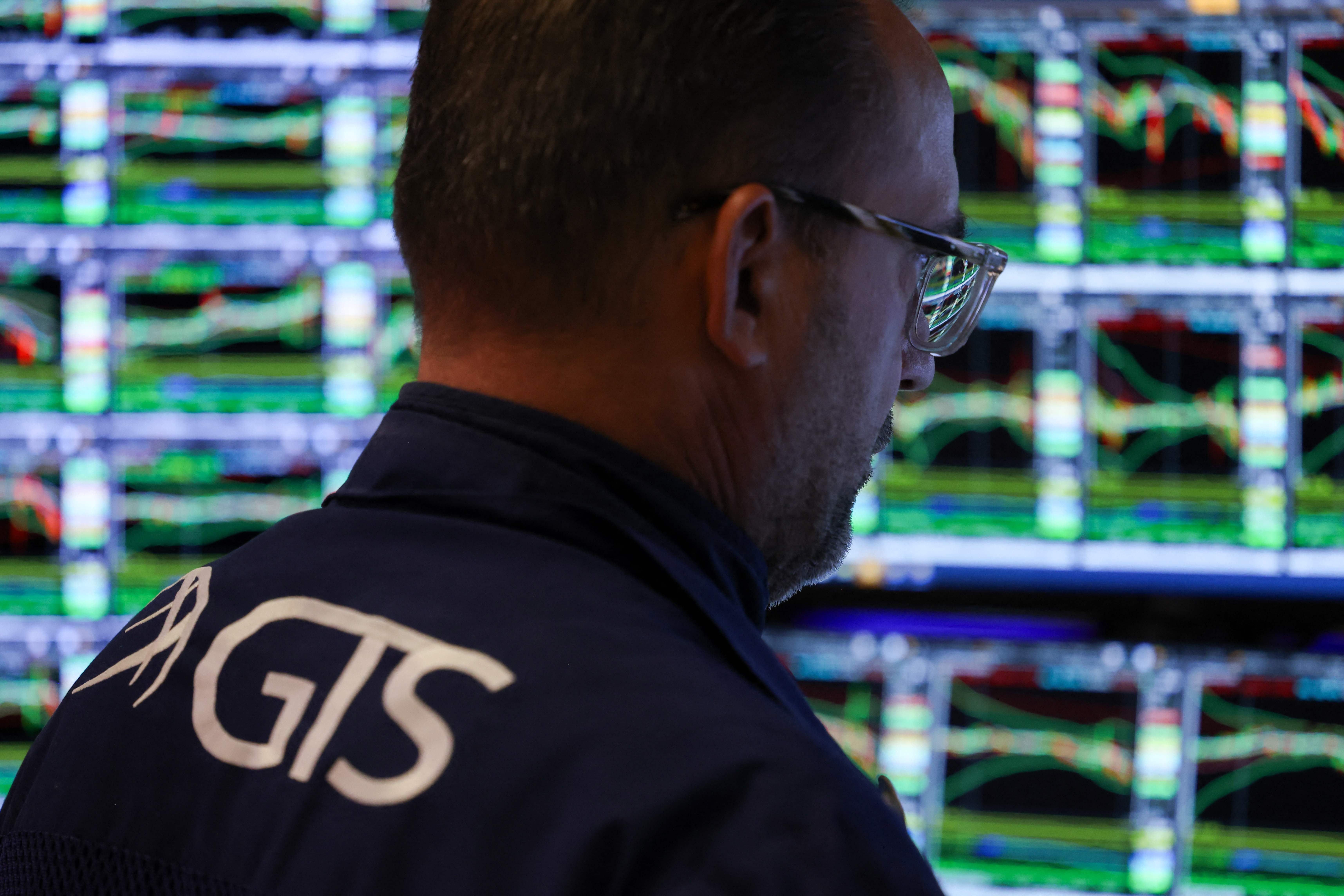 纽约股市三大股指9日大幅上涨