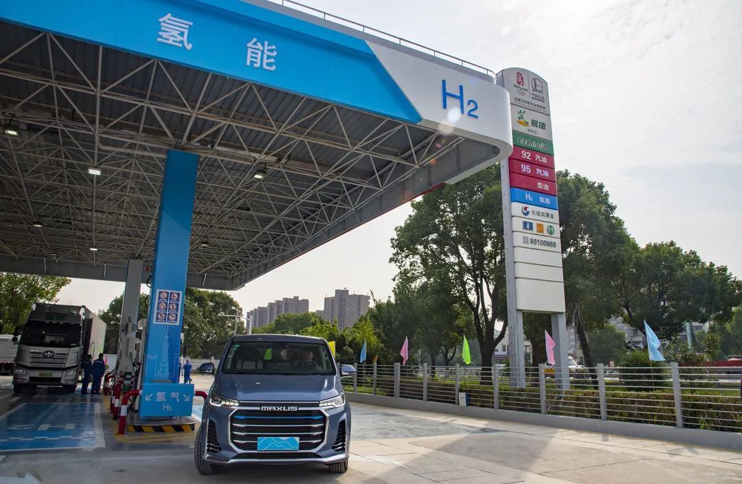 东德氢能助力贵州六盘水首座氢能综合能源站验收投用