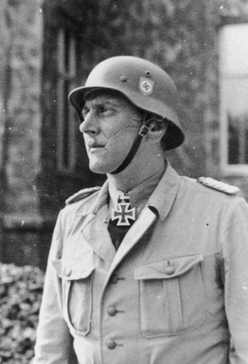 新华社权威快报｜中国人民抗日战争暨世界反法西斯战争胜利80周年纪念活动标识发布