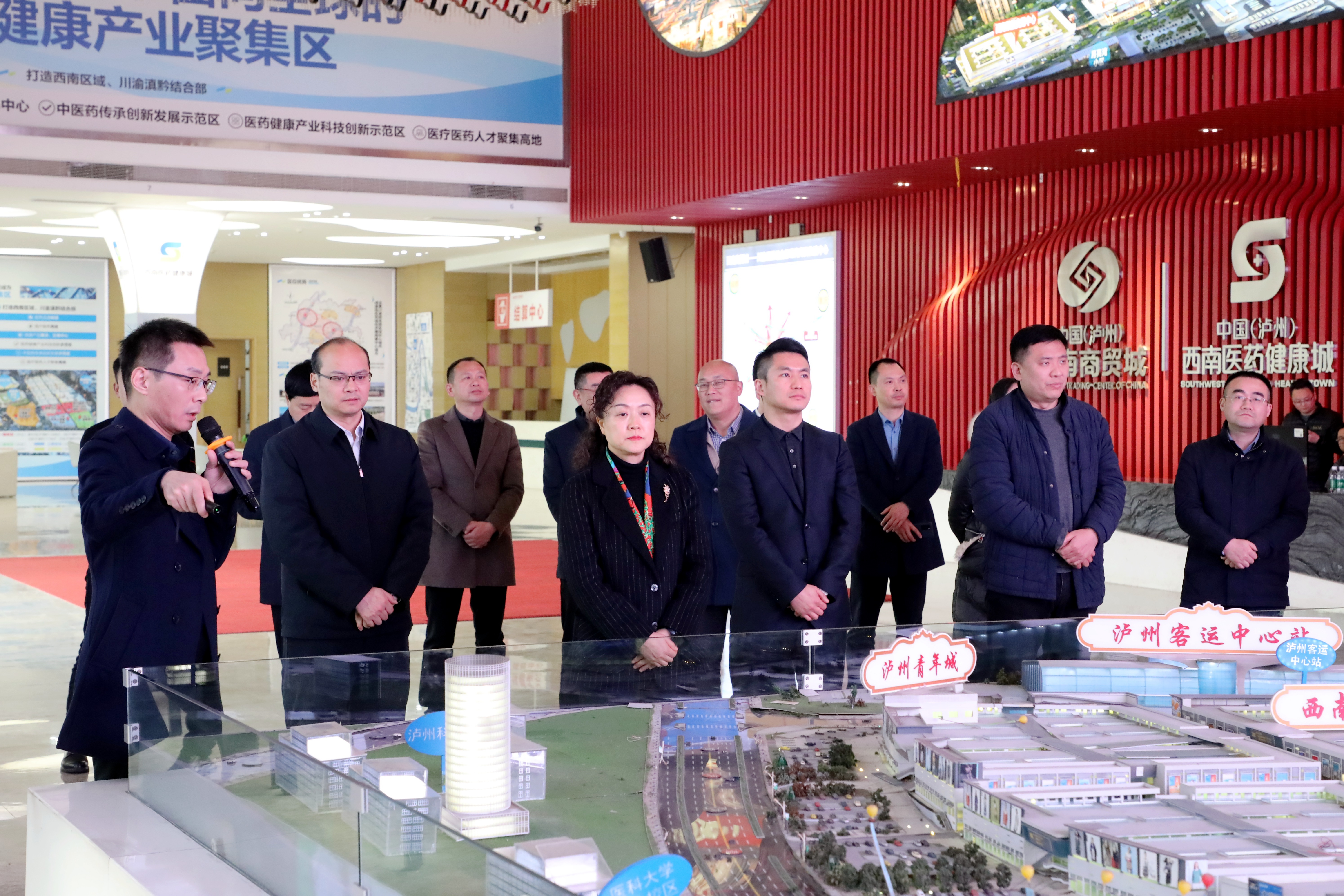 政策市场双轮驱动 创新药产业迸发强劲增长动能