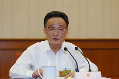 人大常委会丨我国立法拟进一步加强青少年法治宣传教育