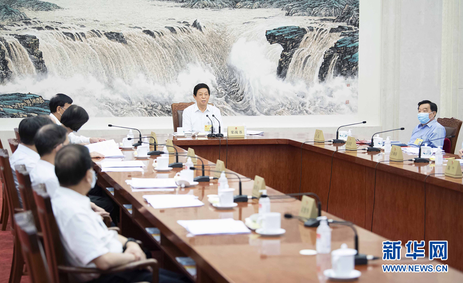 人大常委会丨我国立法拟完善突发公共卫生事件报告制度