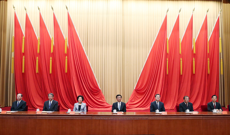习近平致信祝贺全国青联十四届全委会全国学联二十八大召开