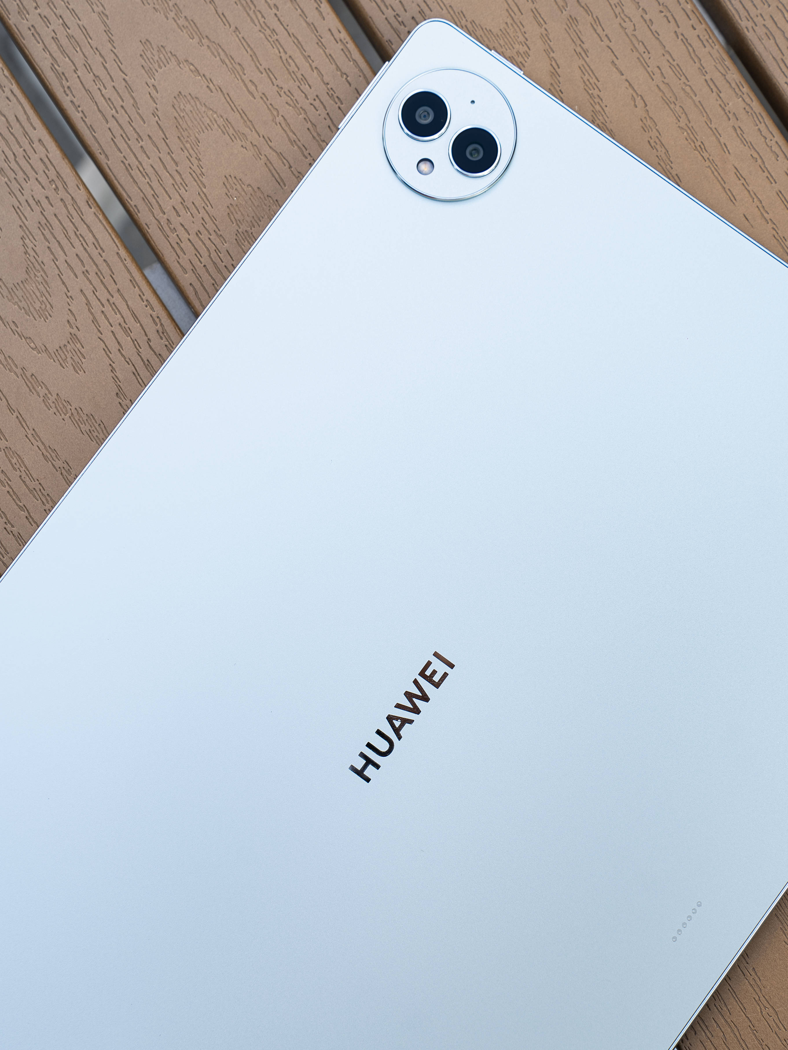 华为发布MatePad Pro 12.2英寸全新平板电脑