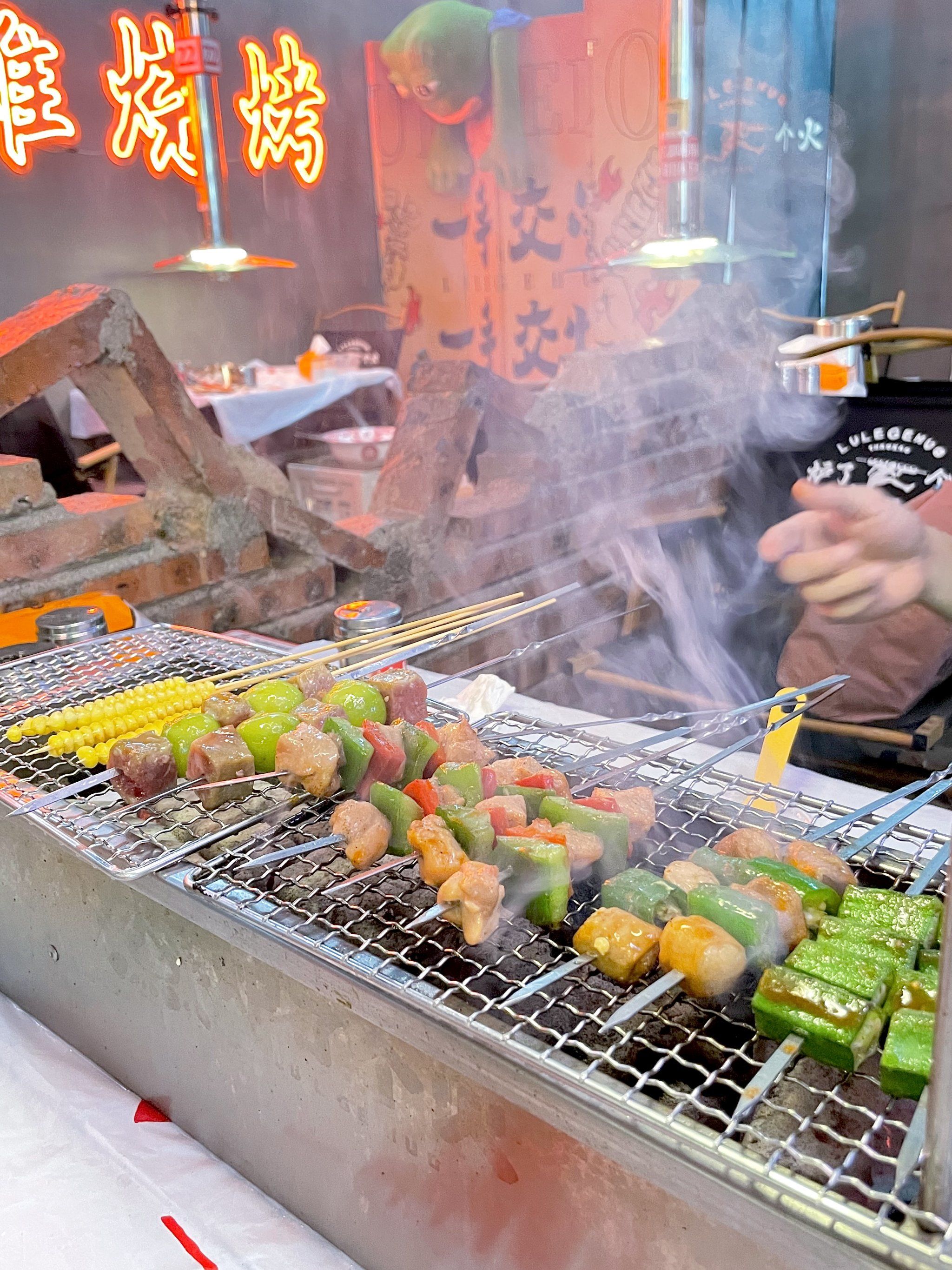 不止有冷空气，更有烟火气——东北避暑游“清凉”出圈