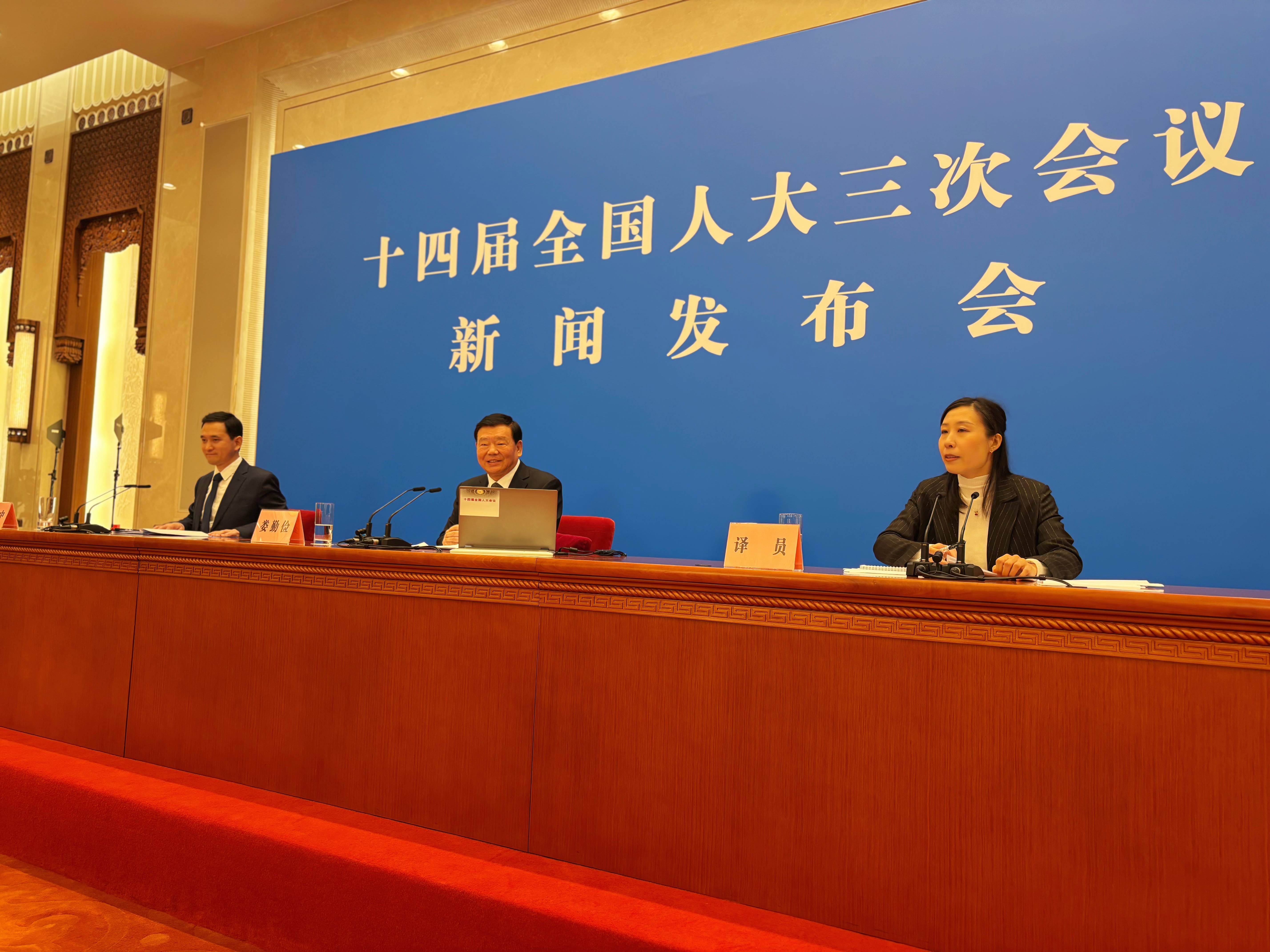 前7个月全国发行新增地方政府债券超3.3万亿元