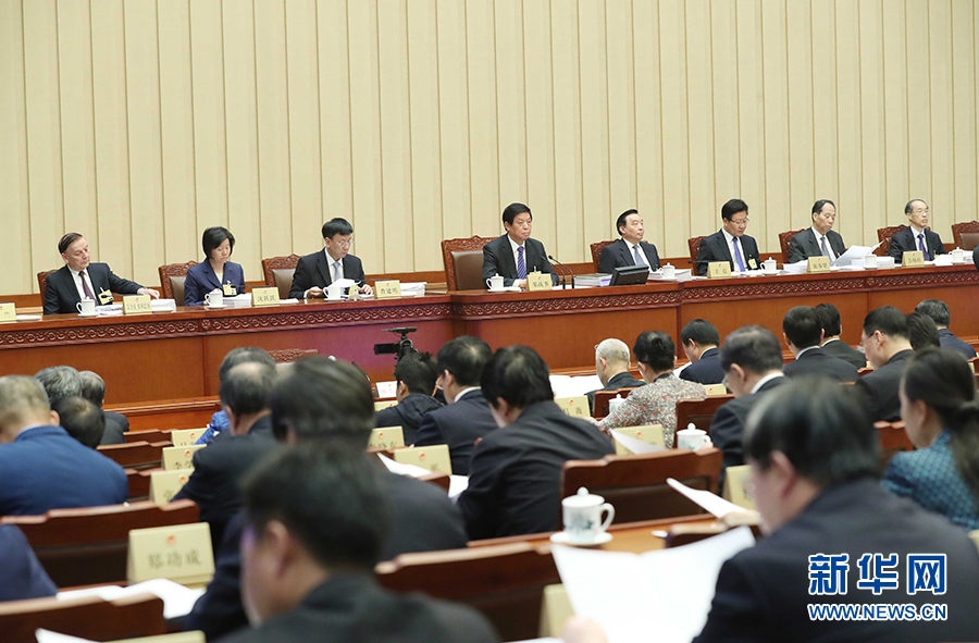 人大常委会丨环境保护税法修正草案强化挥发性有机物治理