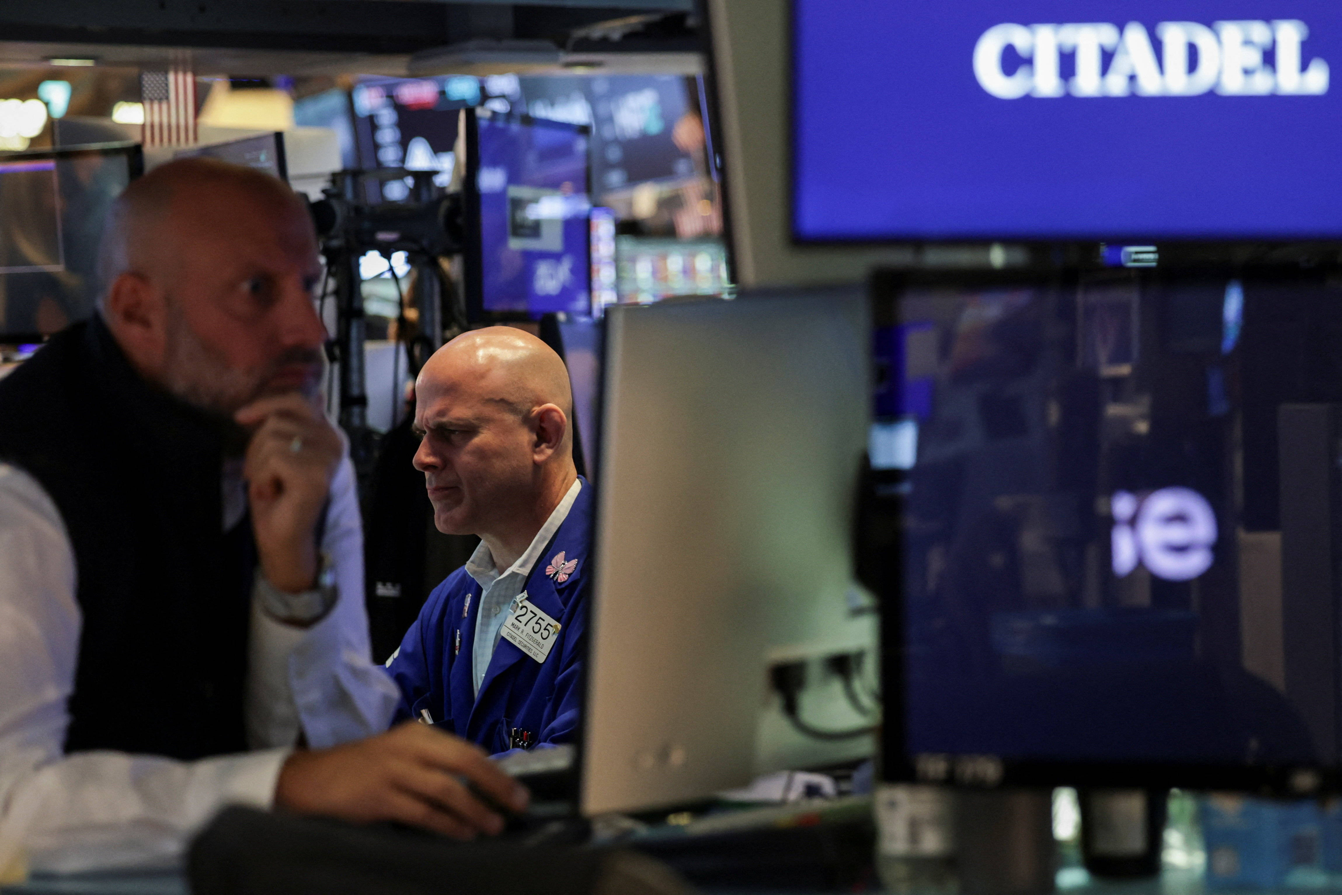 纽约股市三大股指18日上涨