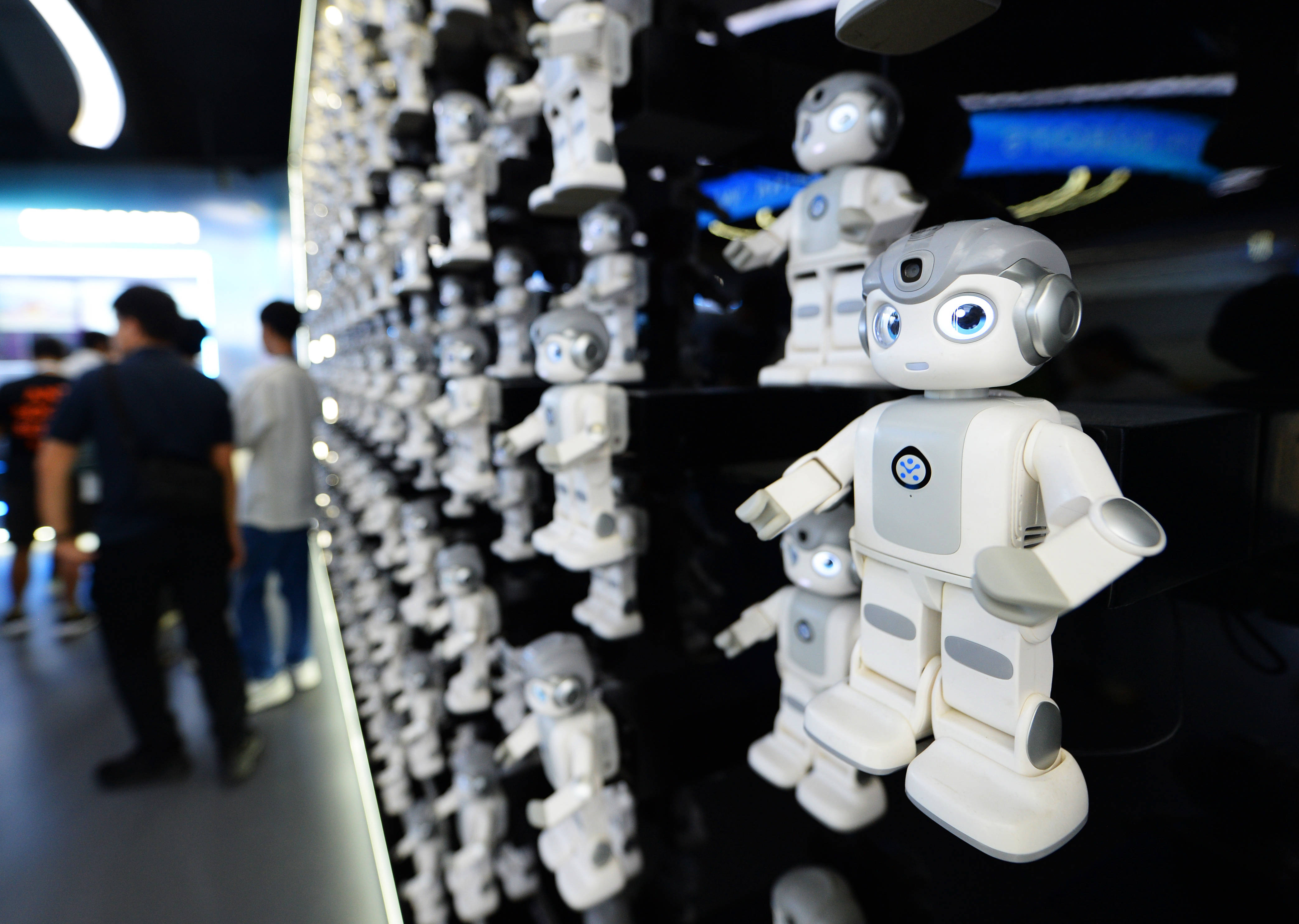 海晨股份战略联手乐聚机器人