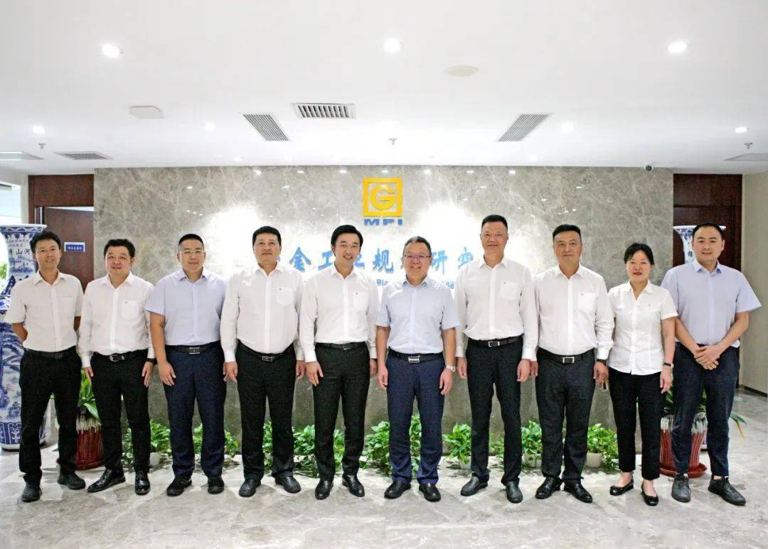解析“小暖象”背后的“五稳”“六维”密码——访信银理财总裁董文赜