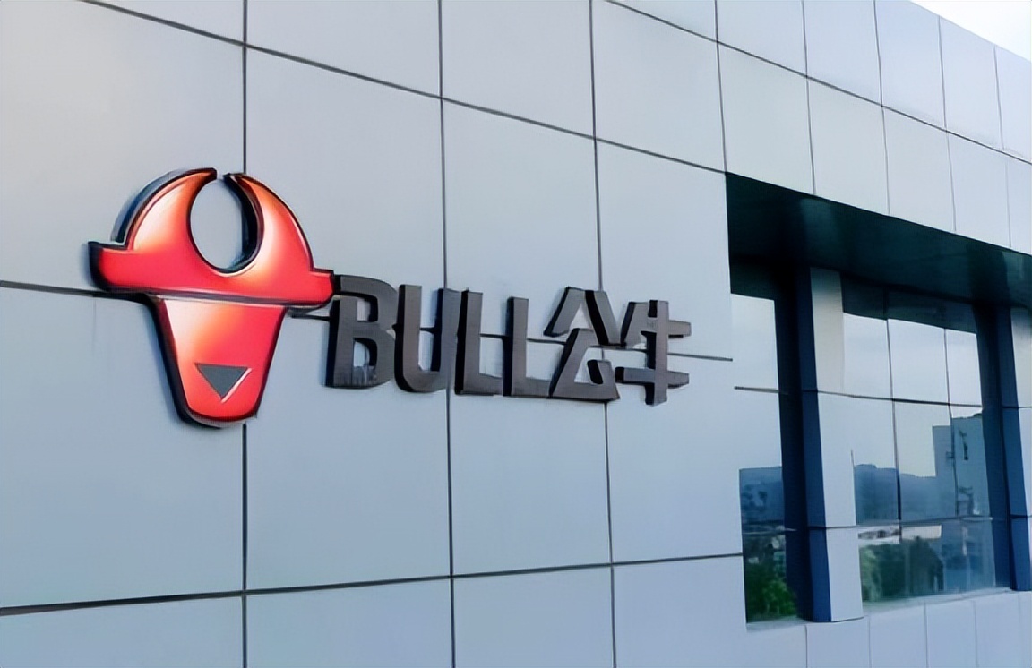 南山铝业前三季度营收净利双增 拟派30亿元特别分红并获“金牛上市公司分红回报奖”