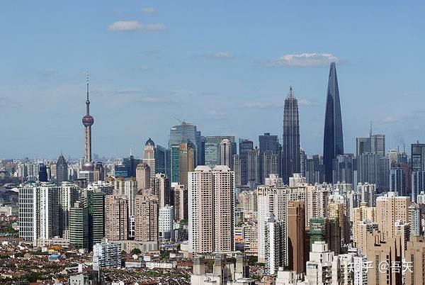 跻身农商行“资产万亿俱乐部” 谁是下一位