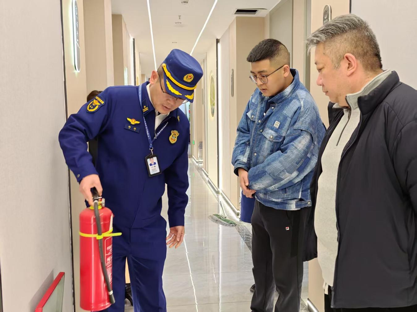 国务院安委会部署开展高层建筑重大火灾风险隐患排查整治行动