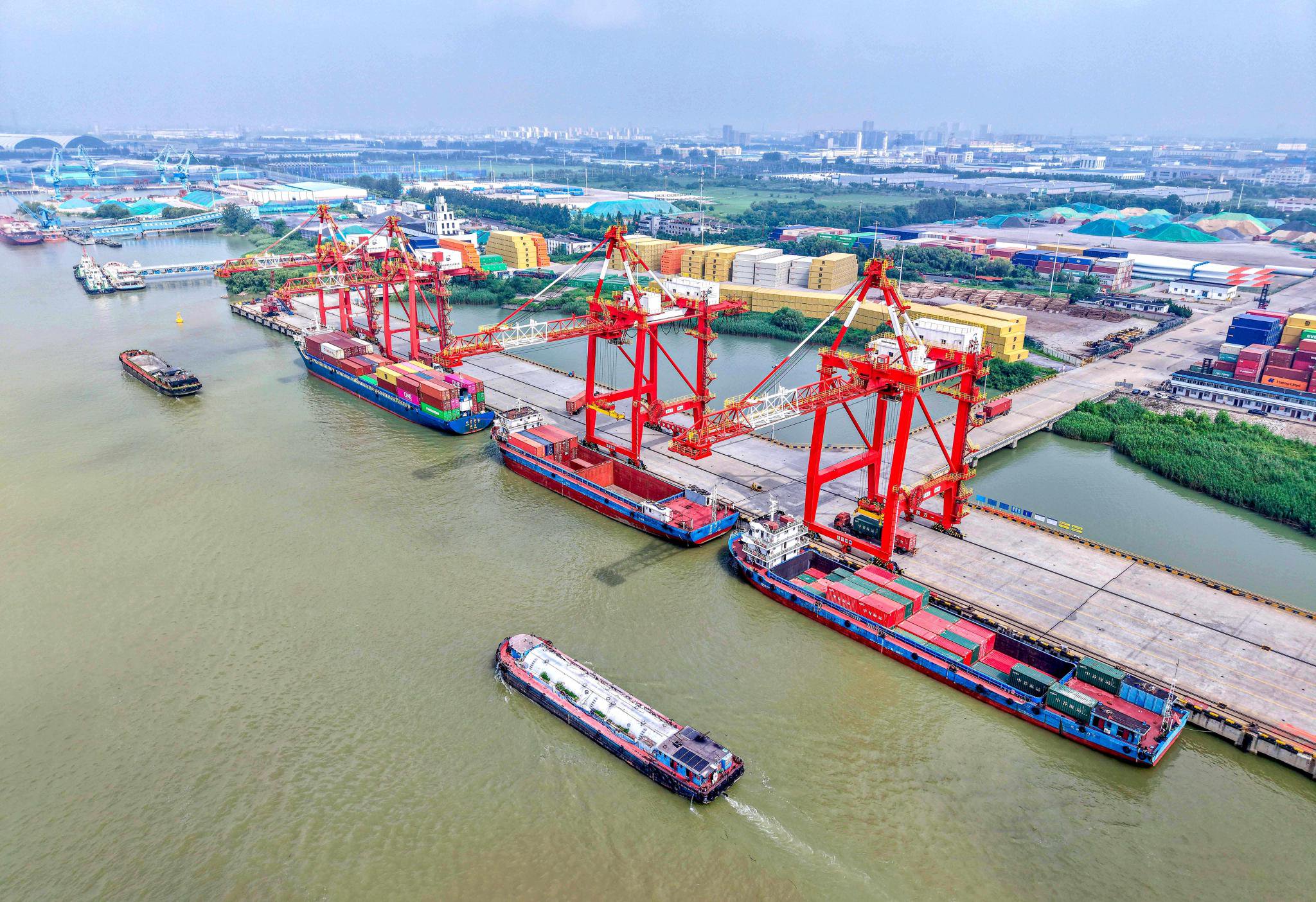 工信部：全链条推动船舶海洋工程装备创新发展