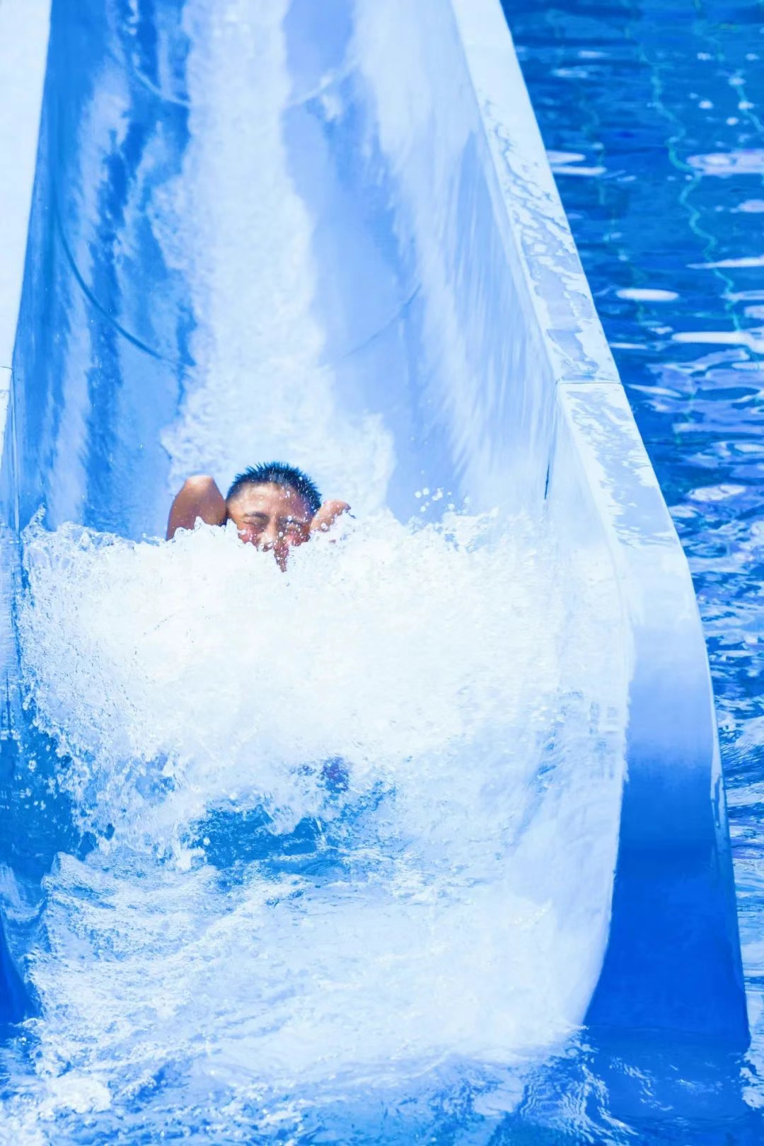 一零二四机器人：以AI赋能城市地铁物流