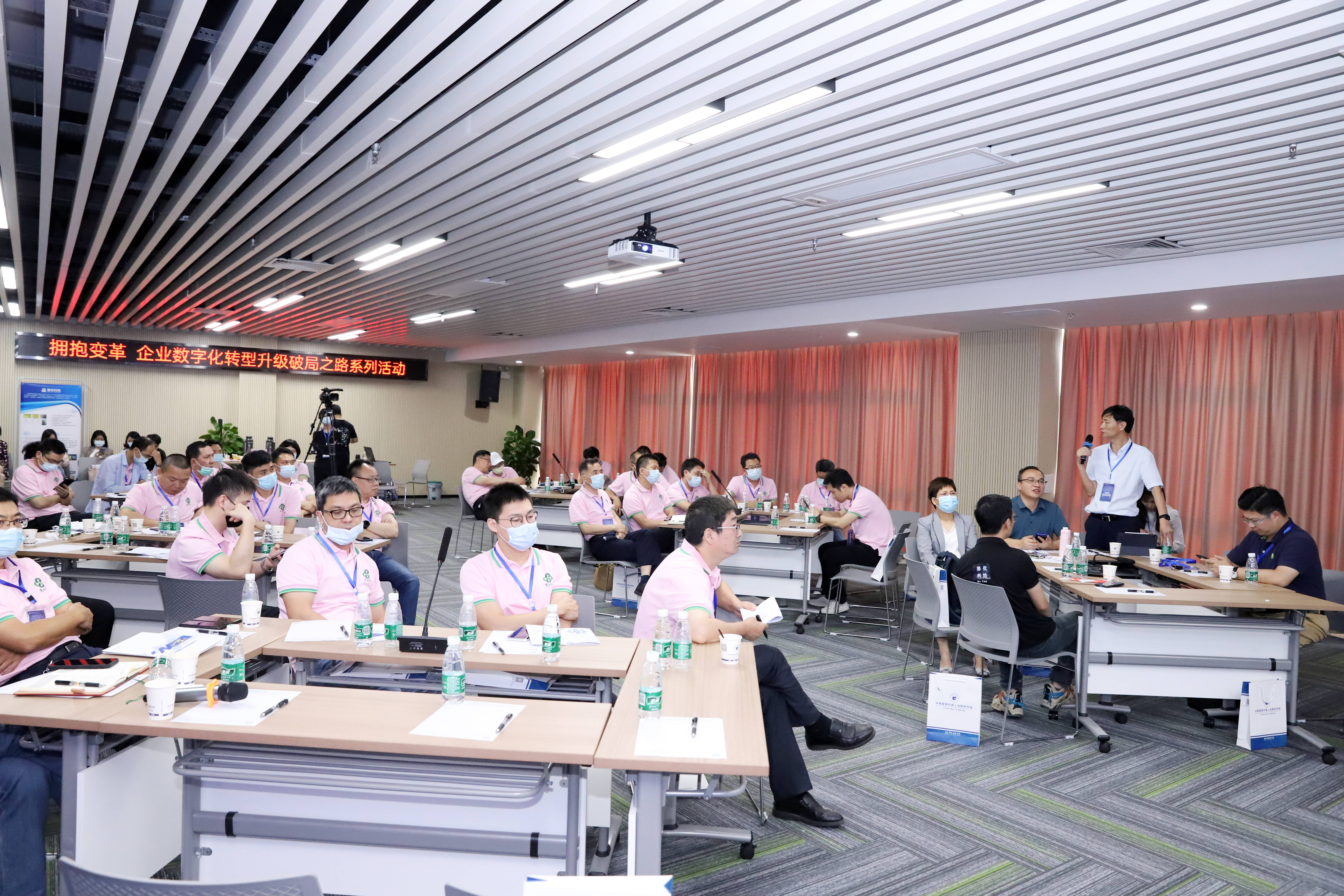 广汽丰田转型进行时:油电双驱稳基盘 自研破局待提速