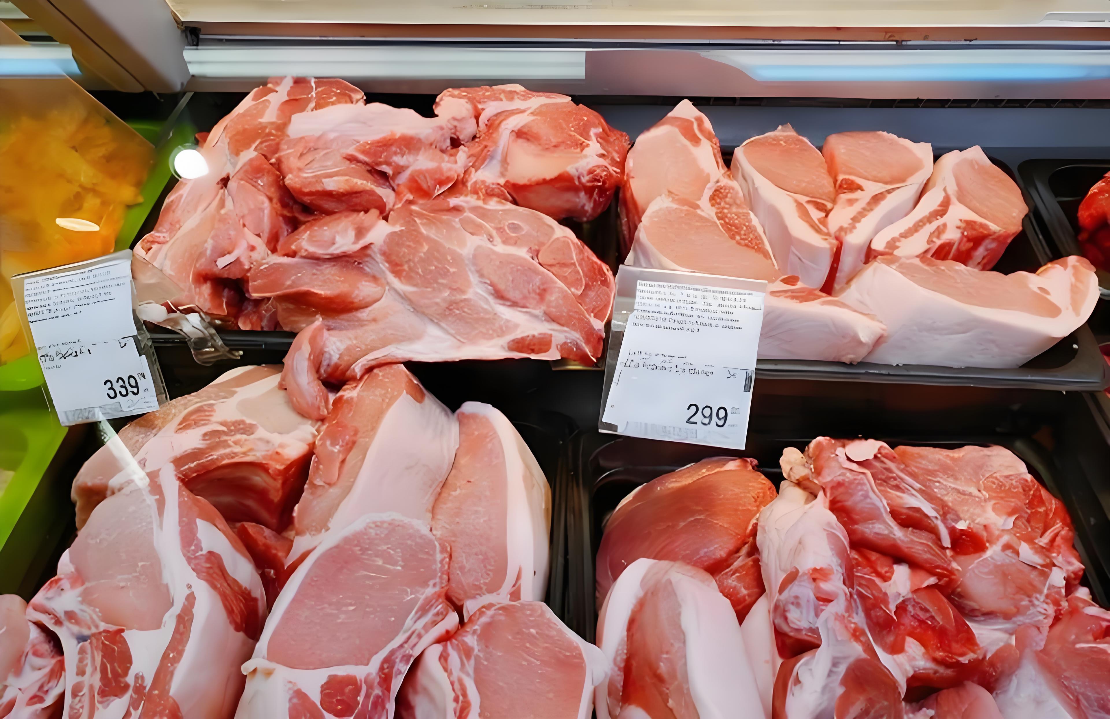 商务部新闻发言人就对原产于欧盟的进口猪肉及猪副产品反倾销调查终裁答记者问