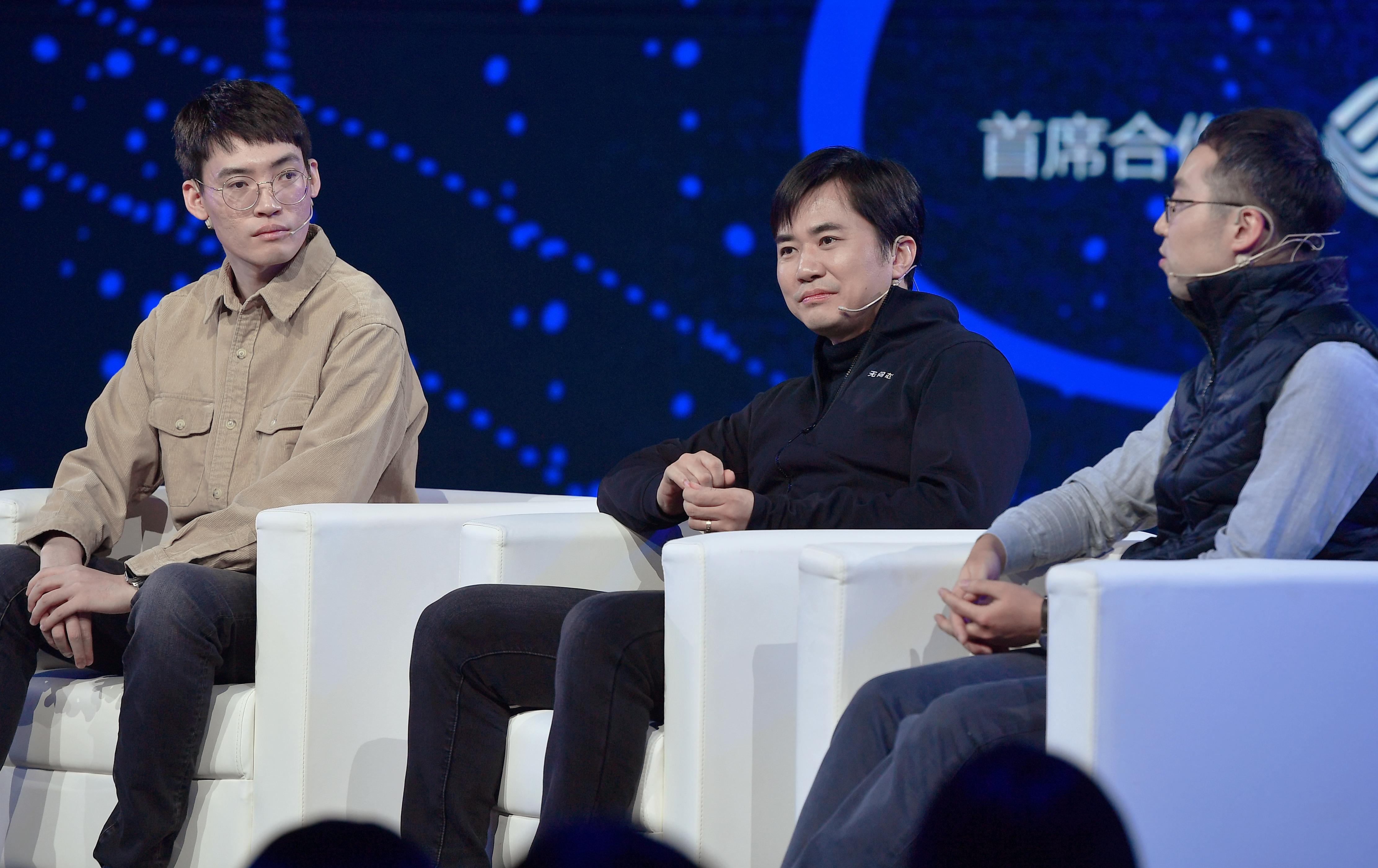 热点问答丨美消费电子展上演讲嘉宾如何谈AI