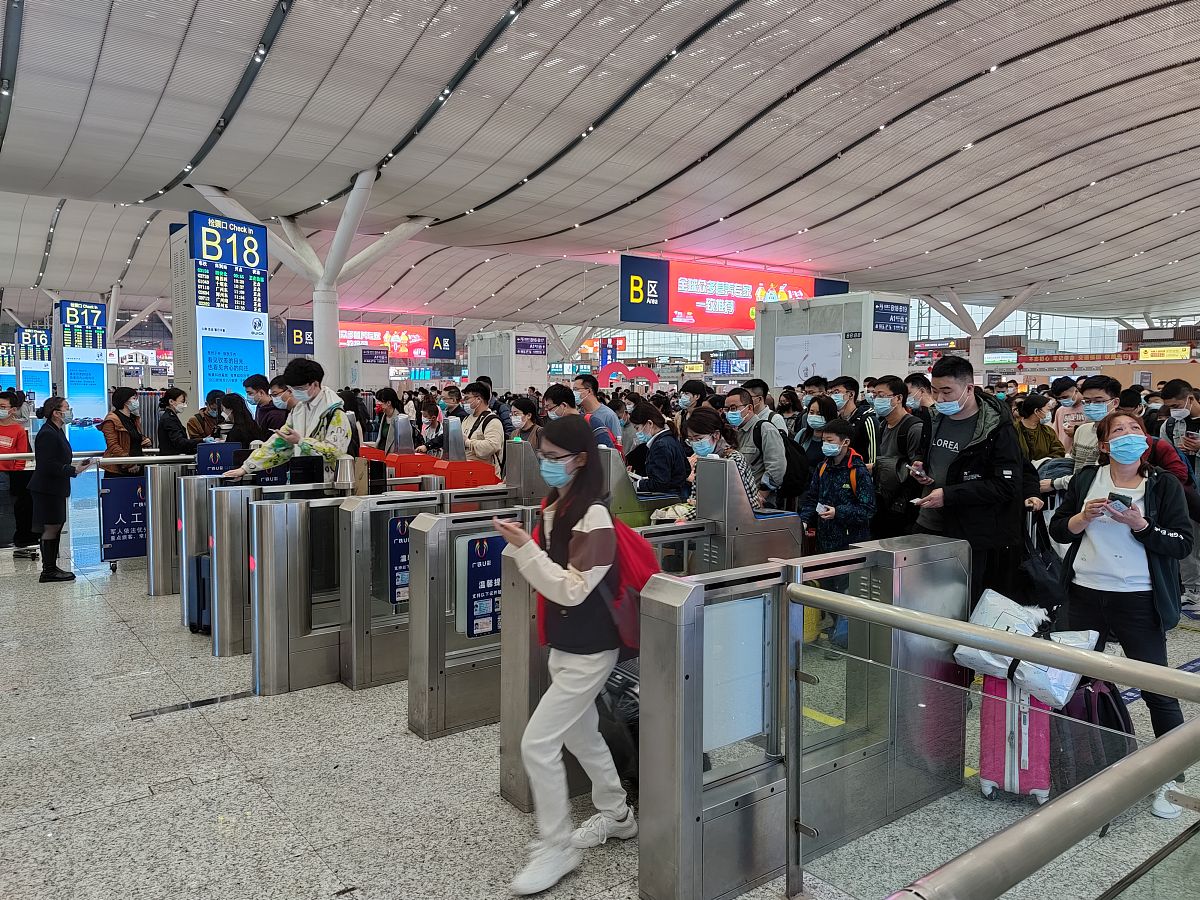 铁路12306平台推出旅客误购限时免费退票服务