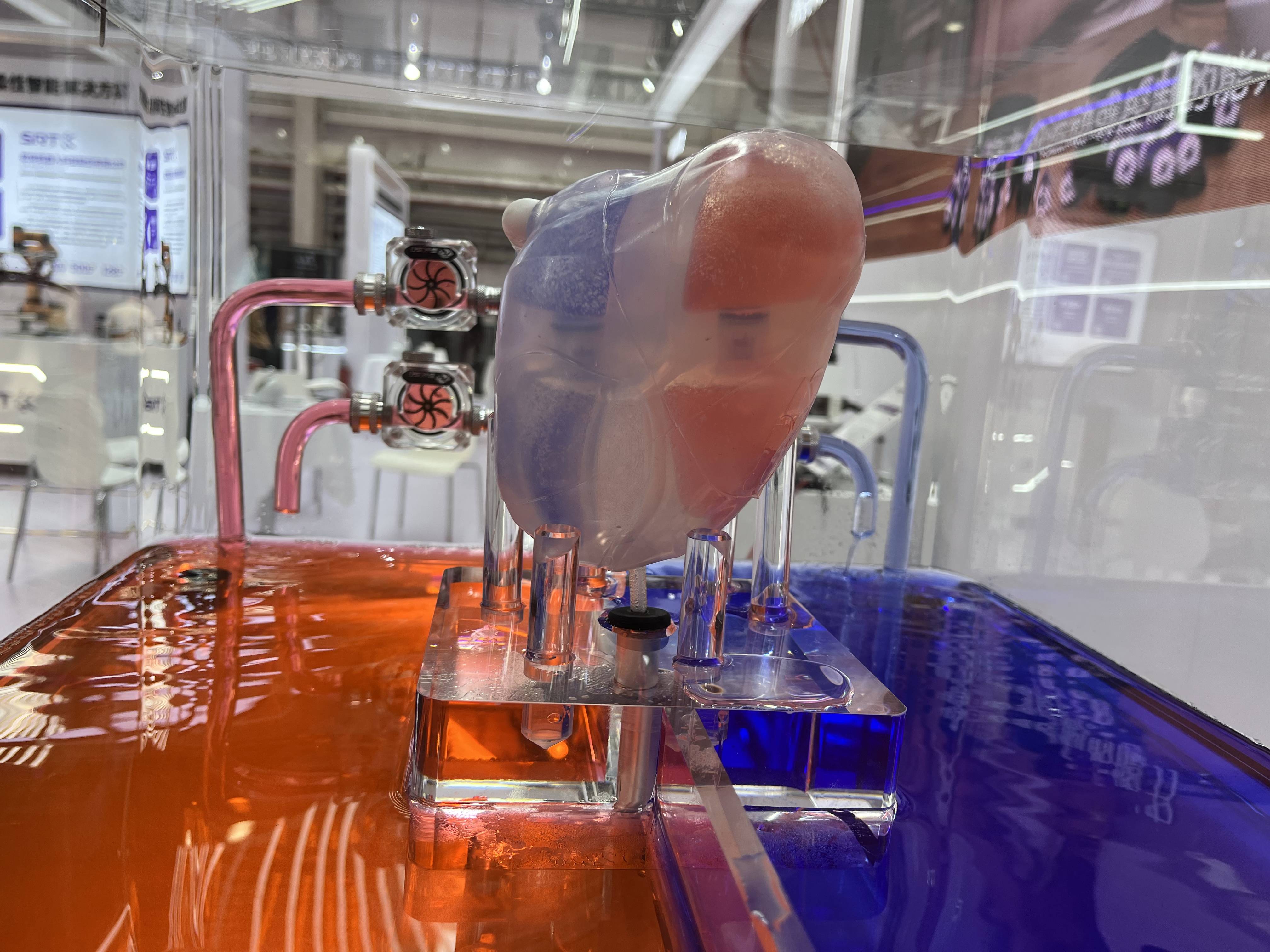 新华鲜报｜手术机器人收费有了“国家标准”！