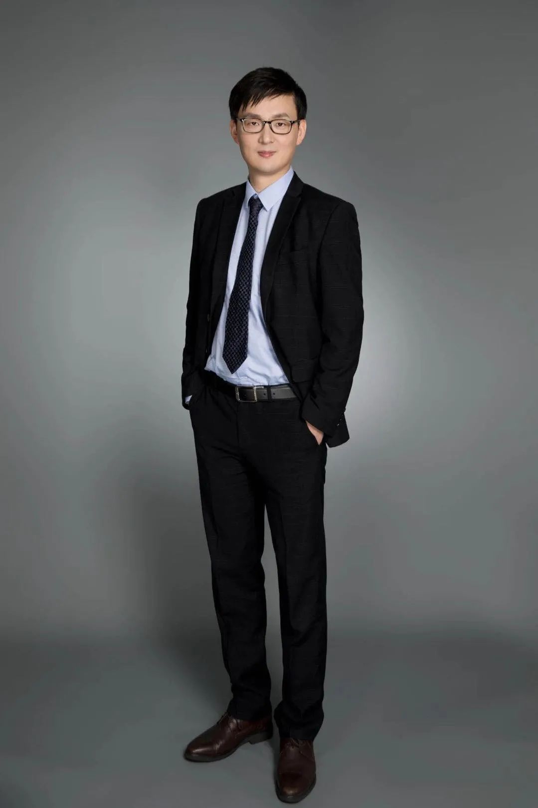 转型迈入实操层面 开年信托公司密集换领新证