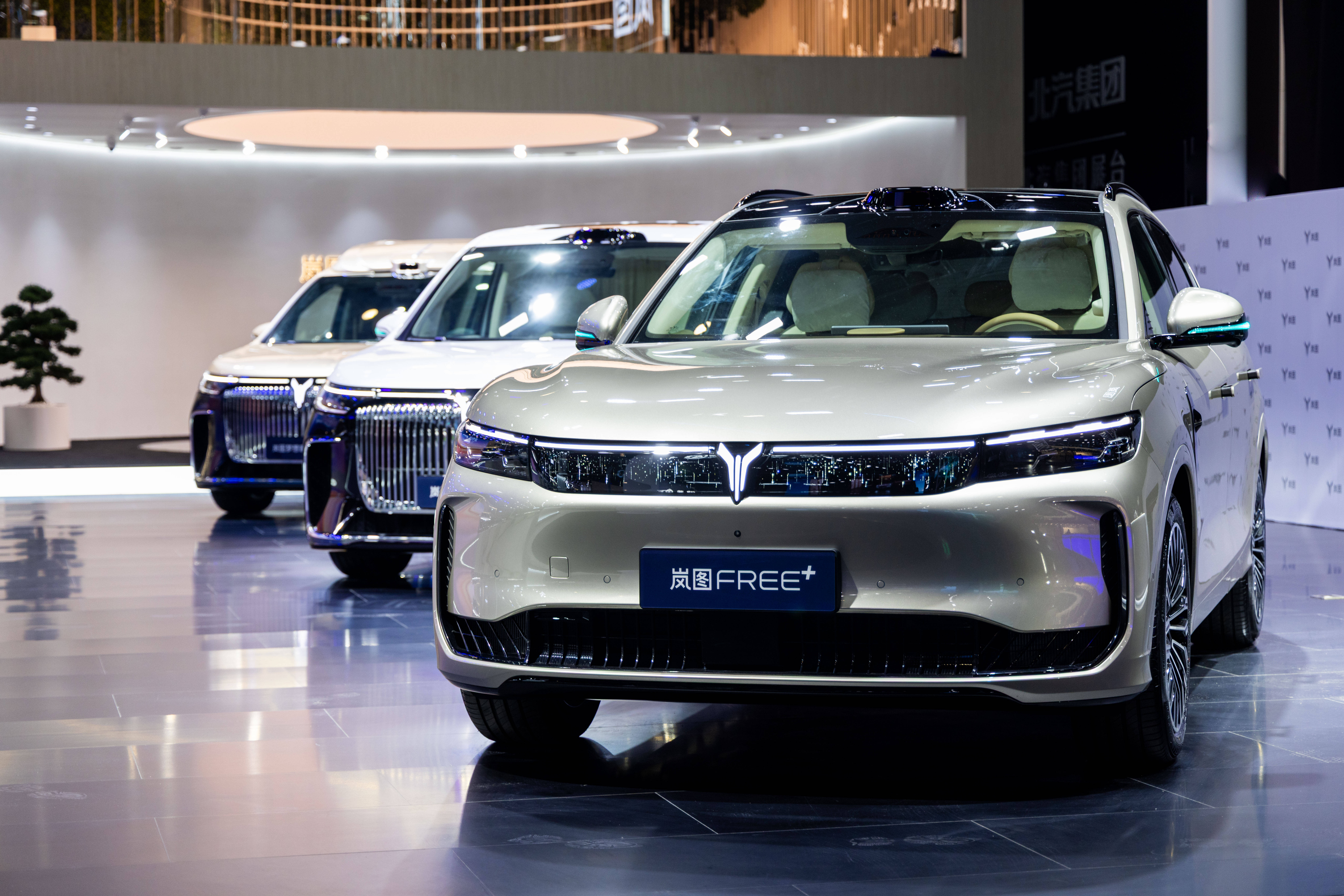 岚图汽车四款新车矩阵出击 推动品牌体系进阶