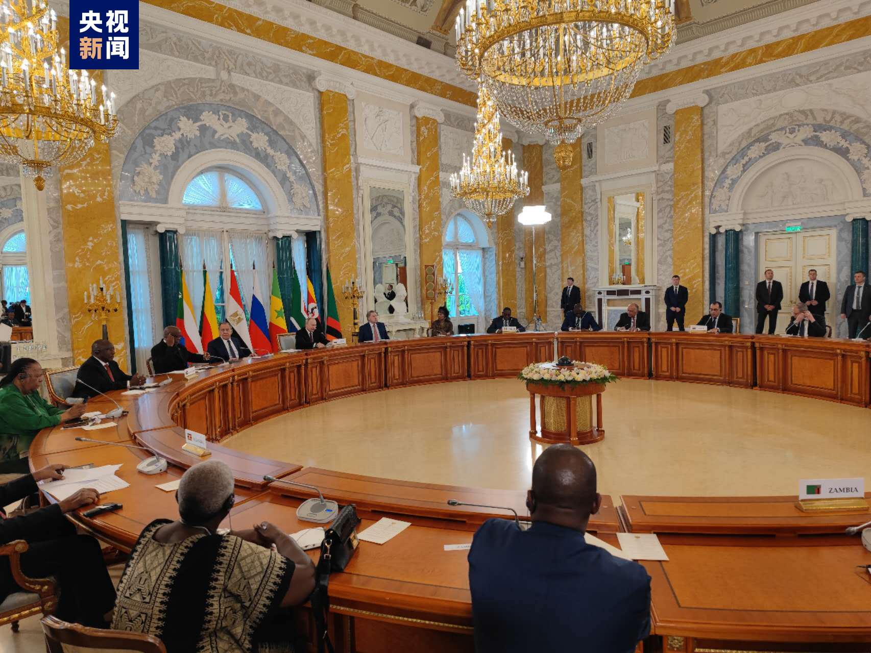 习近平同俄罗斯总统普京举行视频会晤