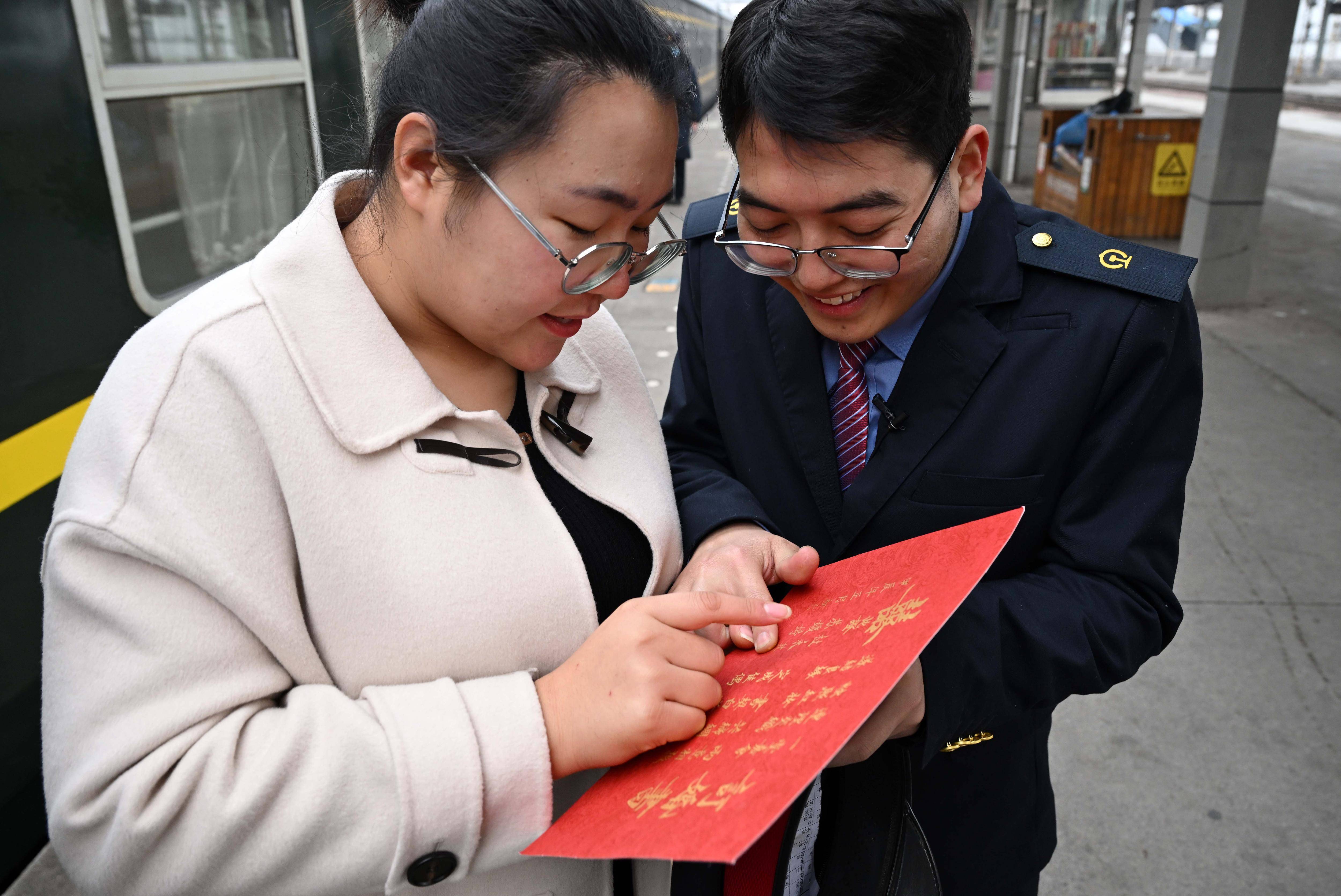 新春走基层丨海上的“中国年”——记里海物探船上的坚守