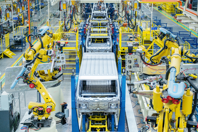 锐翔智能：深耕柔性电路板装备赛道 拟募资4.82亿元加码扩产研发