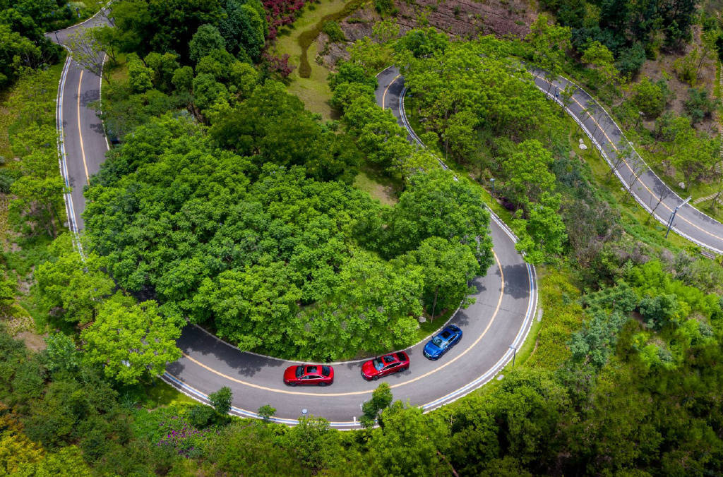 显示硬核实力 布局绿色视界 龙腾光电亮相2026德国嵌入式技术展